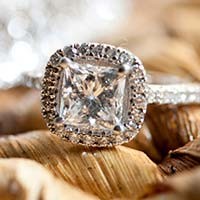 diamond engagement ring